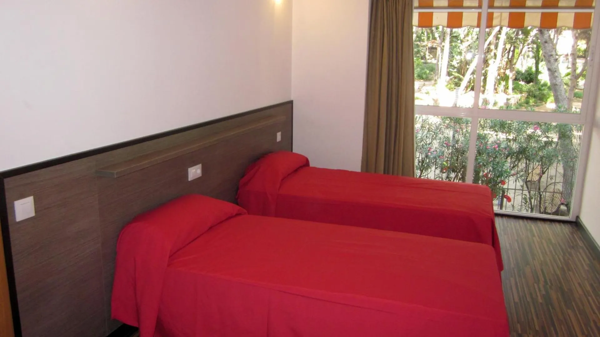 Rentalmar Park Suites سالو