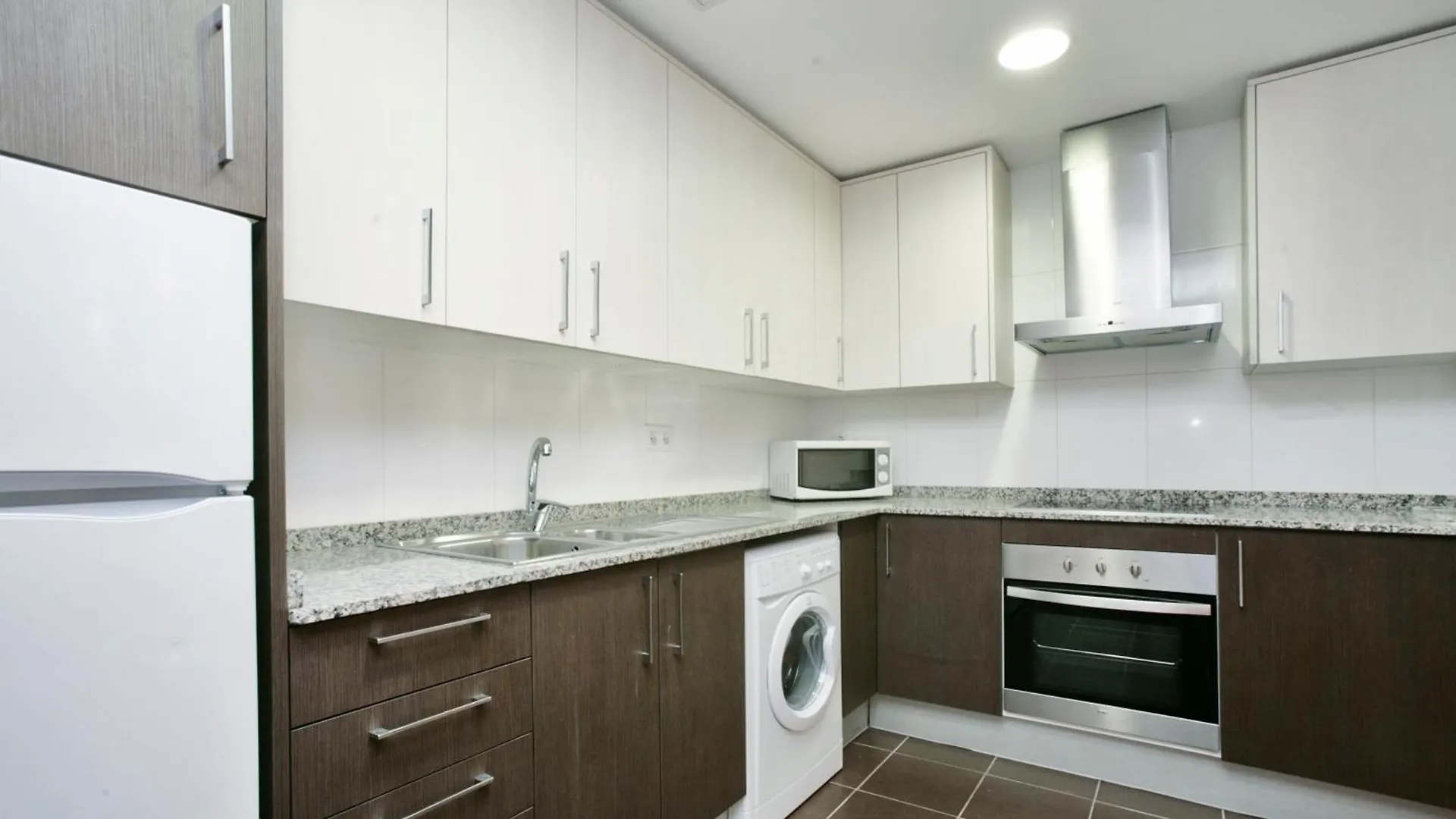 Rentalmar Park Suites سالو