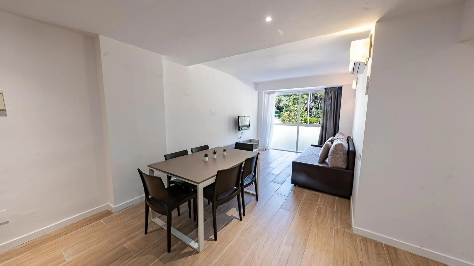 סאלו Park Suites Family Rentalmar דירה