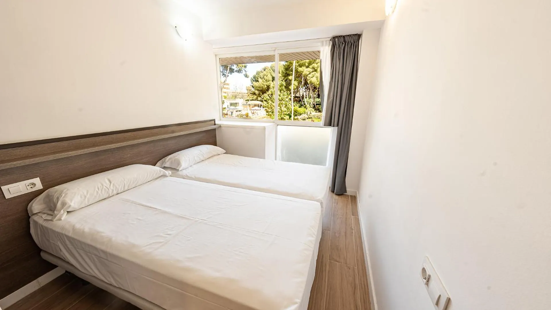 Park Suites Family Rentalmar Salou Spagna