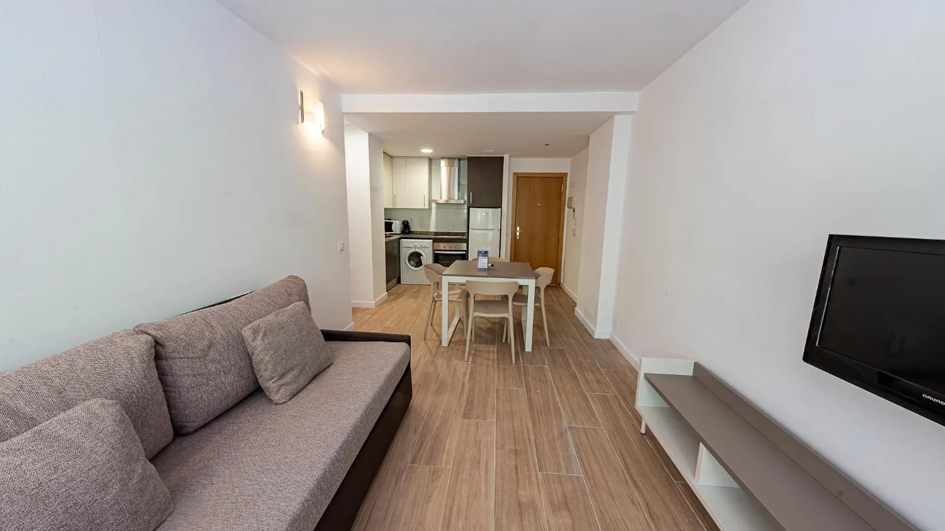 Park Suites Family Rentalmar Salou 0*,