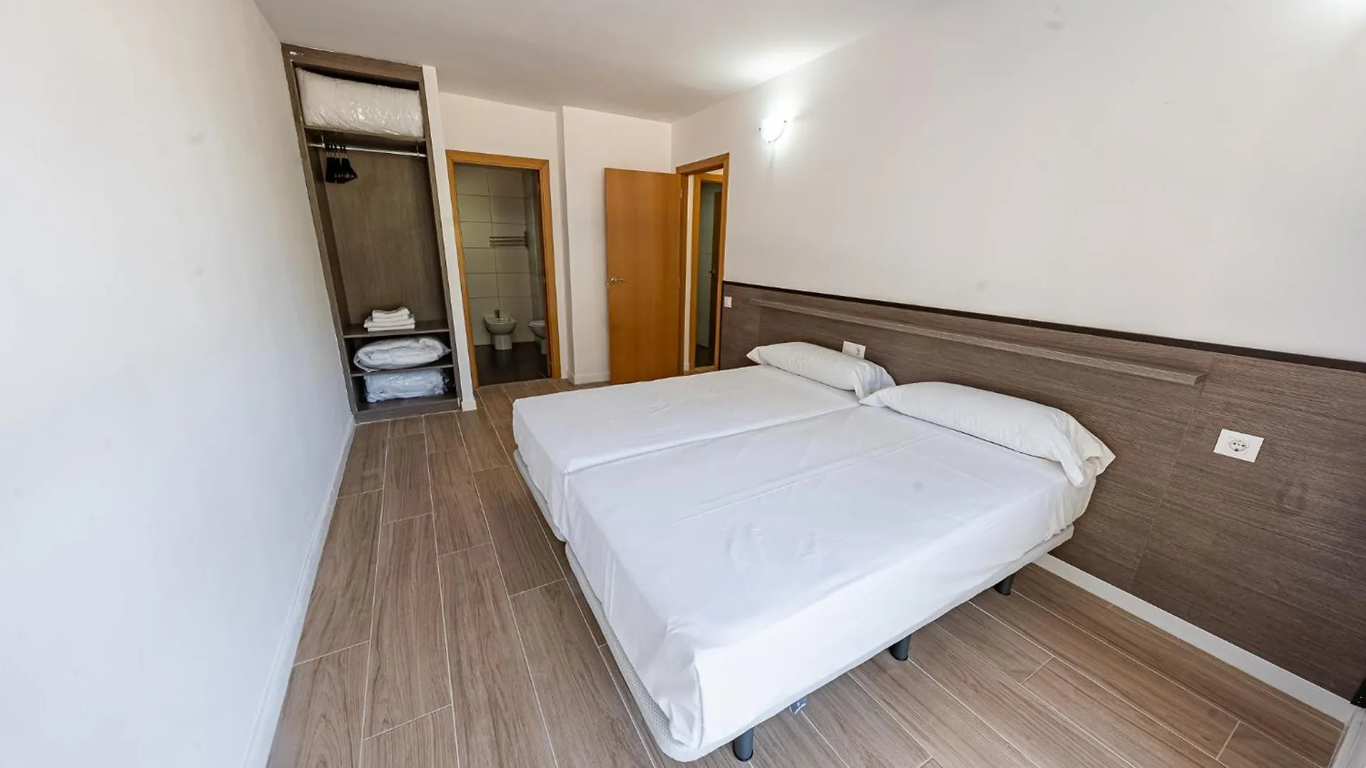Park Suites Family Rentalmar Salou 0*,